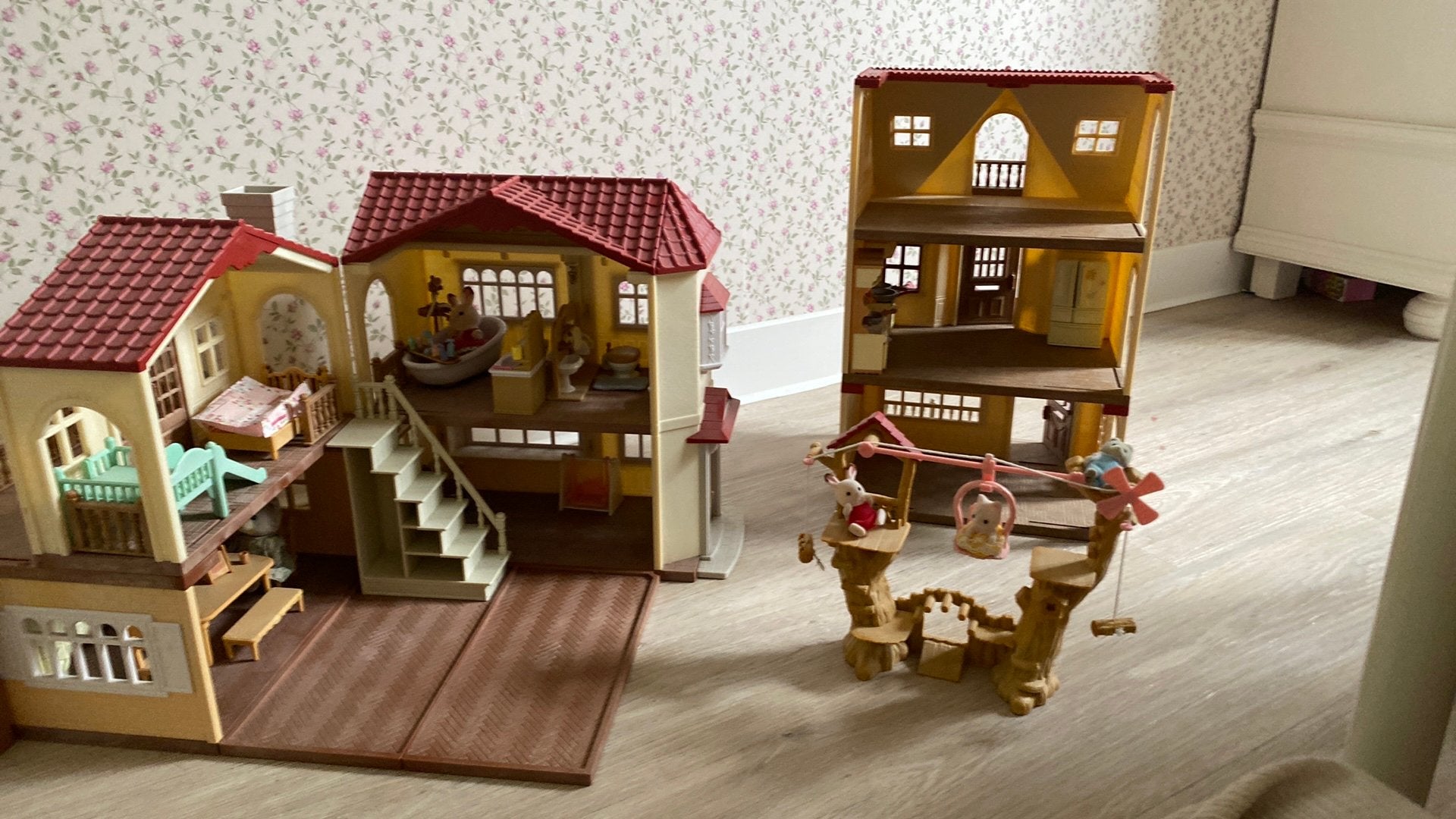 Sylvanian families set twee huizen, Kinderen en Baby's, Speelgoed | Poppenhuizen, Ophalen, Gebruikt, Poppenhuis