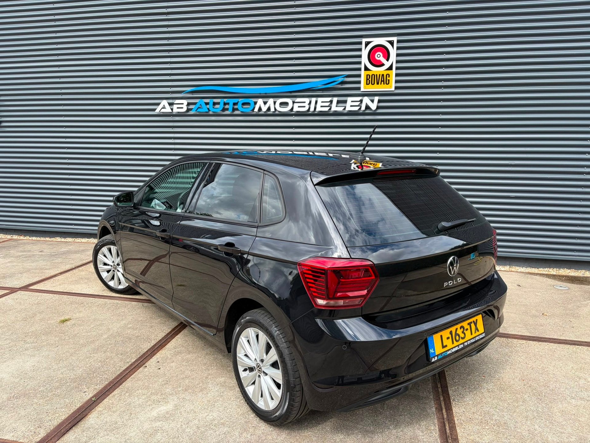 Volkswagen Polo 1.0 TSI Highline AUTOMAAT/ PDC/ CLIMA, Dealer onderhouden, Gebruikt, Euro 6, 95 pk