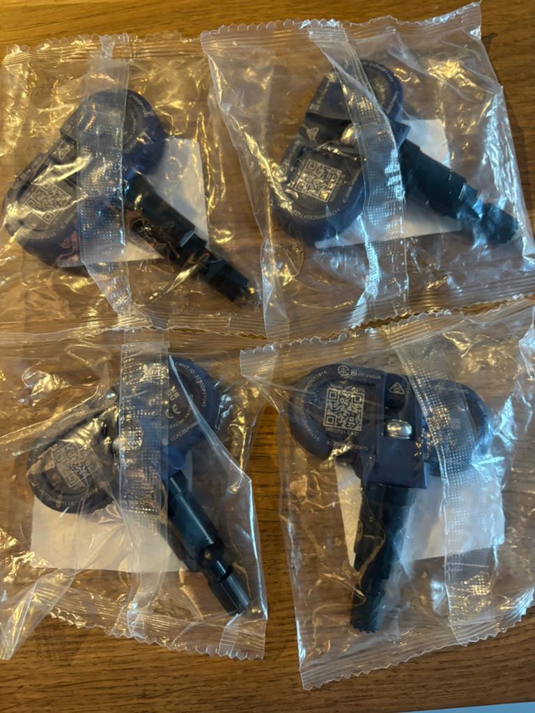 Nieuw! Tesla 3 S Y X Bluetooth TPMS Sensoren OEM kwaliteit!, Ophalen of Verzenden