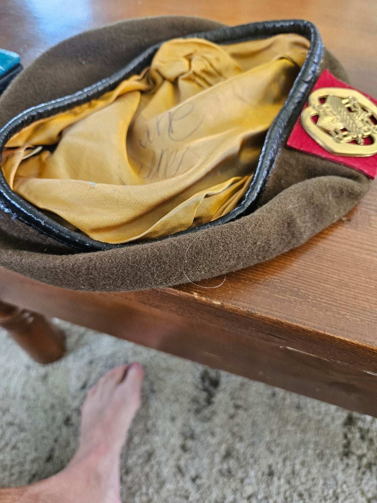 Vintage Landmacht Baret met Embleem, Ophalen of Verzenden, Zo goed als nieuw, Carnaval