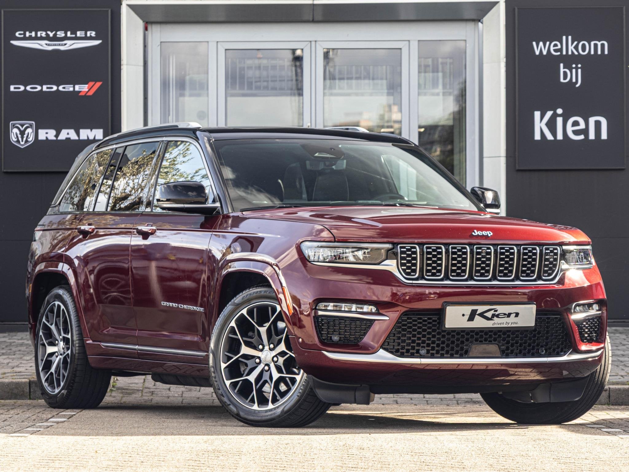 Jeep Grand Cherokee 2.0 Summit Reserve 4xe | Luchtvering | P, Auto's, Automaat, 4 cilinders, Bedrijf, Vierwielaandrijving