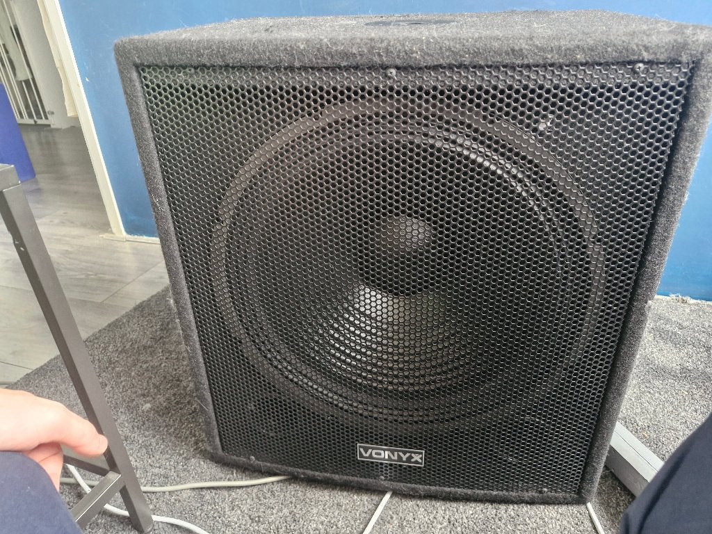 Vonyx subwoofer 18 Inch, Ophalen, Zo goed als nieuw, 120 watt of meer, Overige merken