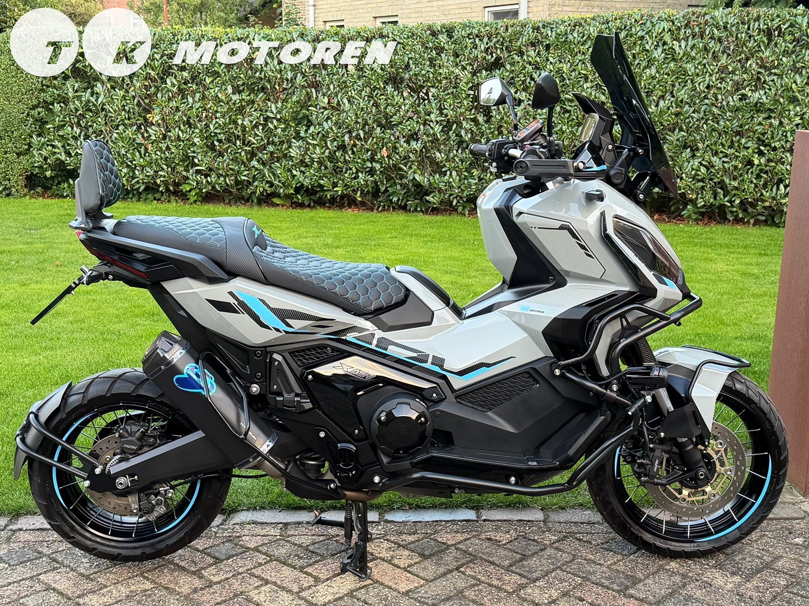 ⭐️ CUSTOM Honda XADV 750 NARDO BLUE TK SPECIAL !, Motoren, Motoren | Honda, 750 cc, Occasion, Bedrijf, Minimaal motorrijbewijs A2