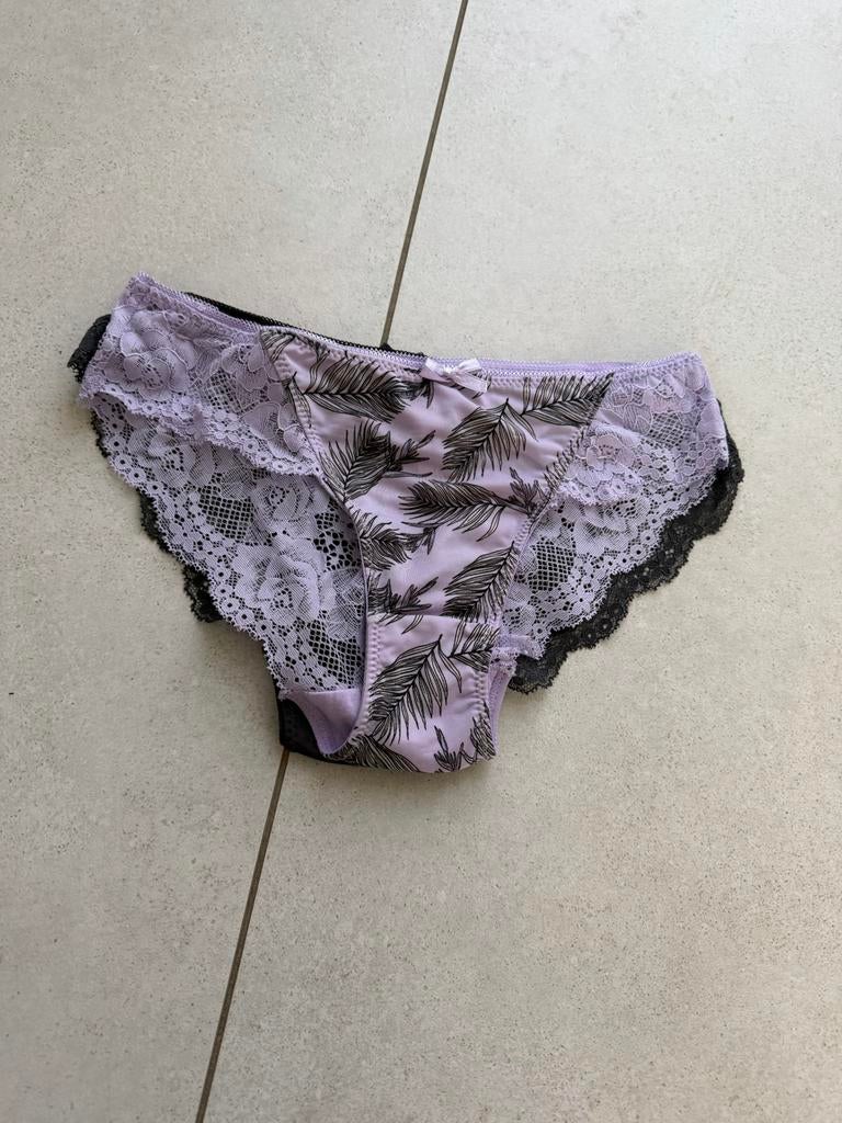 Lila en Zwarte Kanten Slipjes Set, Kleding | Dames, Ophalen of Verzenden, Paars, Slip