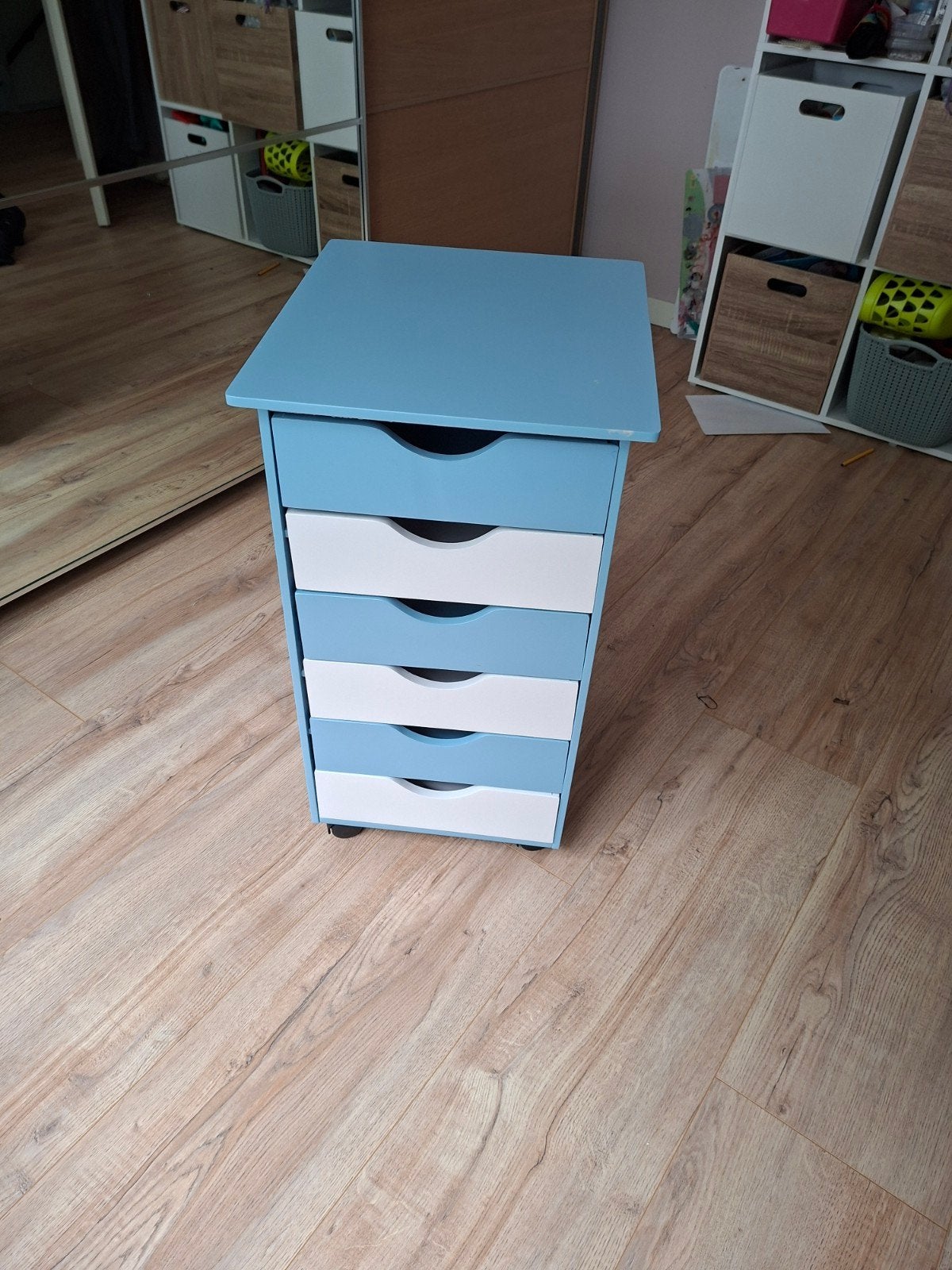 Ladenkastje blauw-wit, Huis en Inrichting, Ophalen, 5 laden of meer, 50 tot 100 cm, Zo goed als nieuw