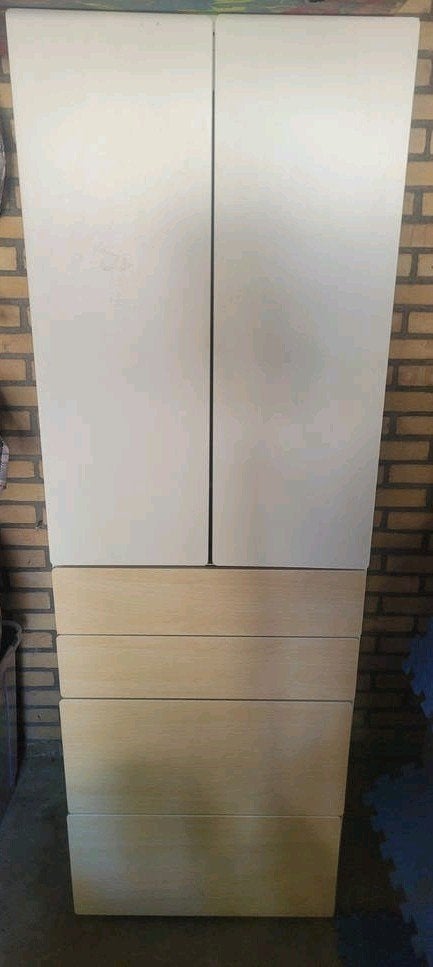 Smastad/platsa kledingkast, Gebruikt, 50 tot 100 cm, 150 tot 200 cm, 50 tot 75 cm
