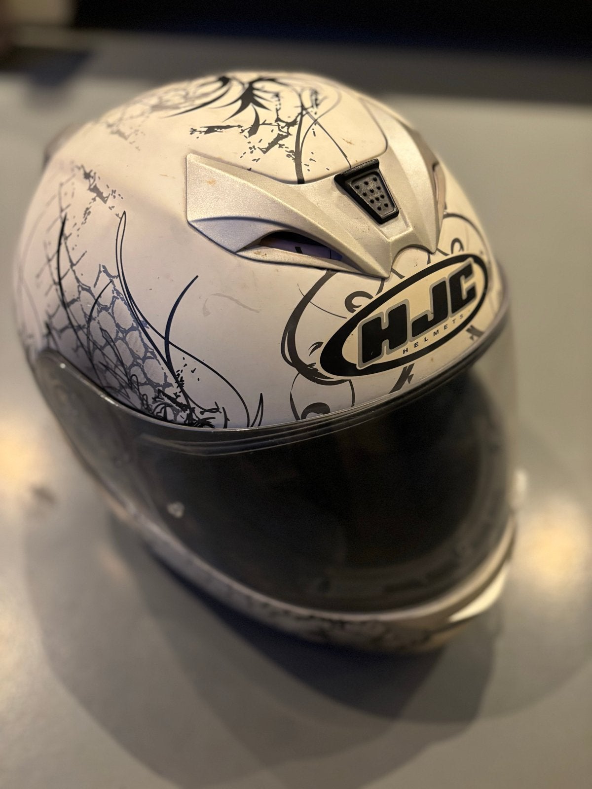 HJC helm met klein krasje op het vizier, Ophalen, Tweedehands, Integraalhelm, HJC