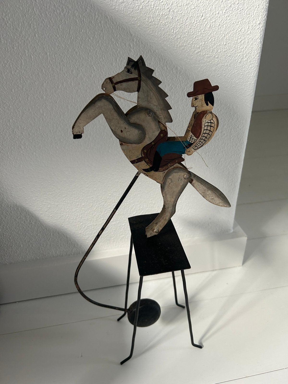 Vintage houten cowboy op steigerend paard - kinetisch speelg, Ophalen