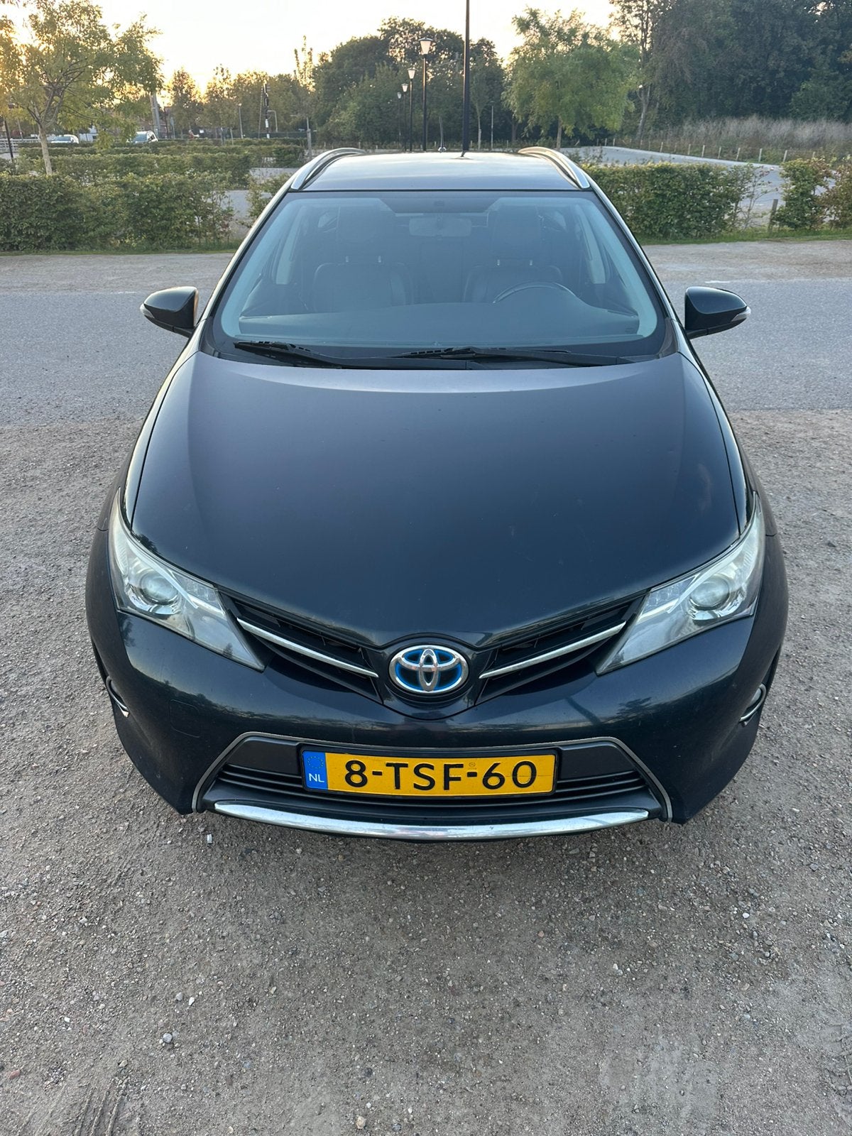 Toyota Auris 1.8 Hybrid Touring Sports CVT 2014 Grijs, Euro 5, Zwart, Blauw, 1798 cc