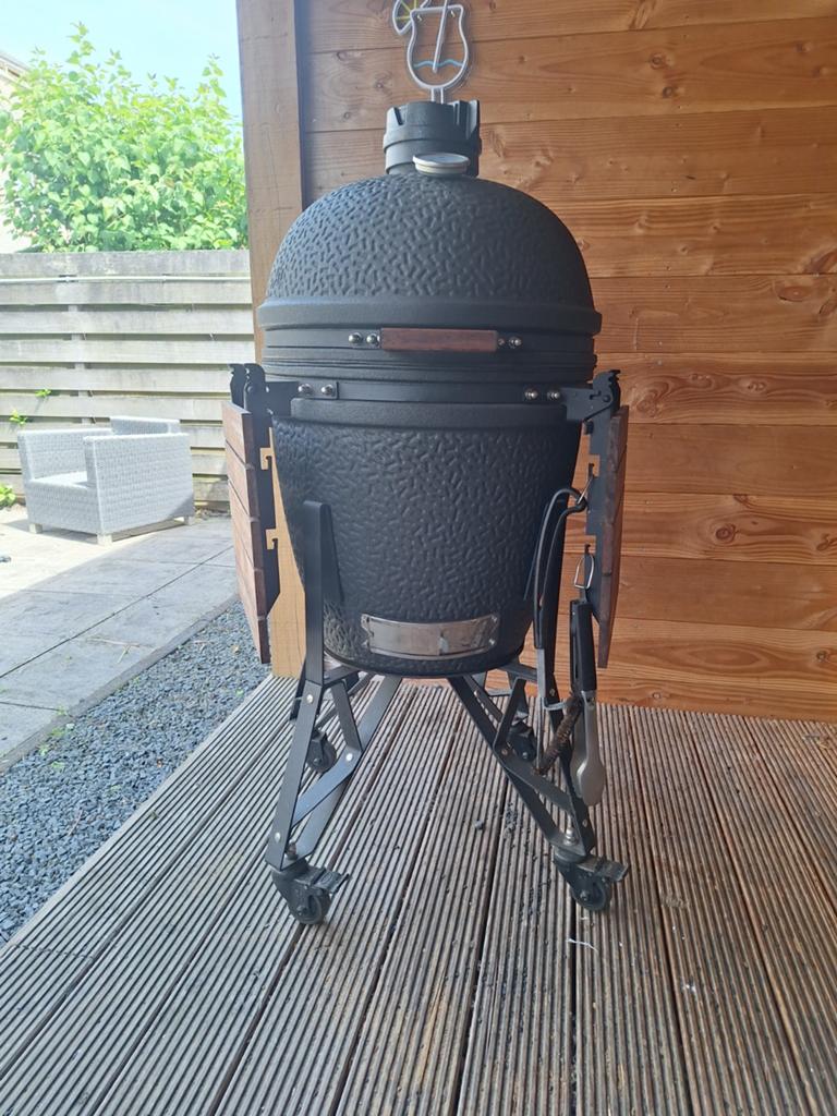 The Bastard Urban Large Kamado BBQ, Ophalen, Zo goed als nieuw, The Bastard
