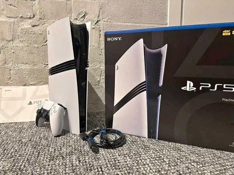 PS5 Pro 2TB digital, Verzenden, Zo goed als nieuw, Playstation 5 Digital