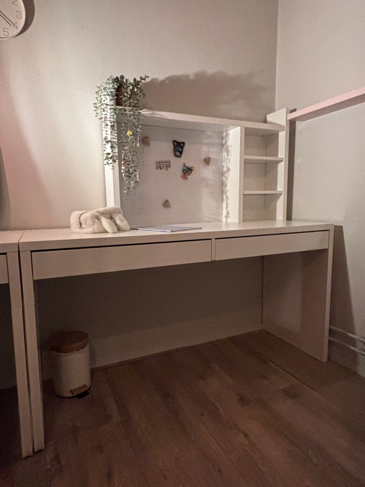 Ikea bureau MICKE met opzetdeel, Ophalen, 50 tot 100 cm, Zo goed als nieuw, 25 tot 50 cm