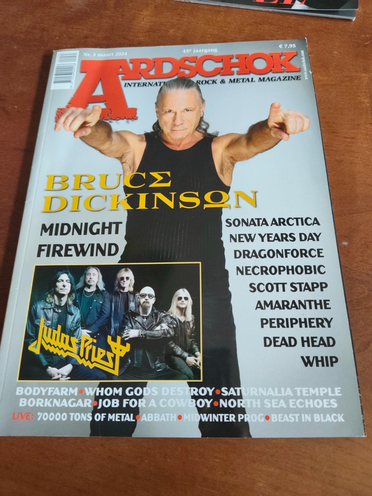 Aardschok Magazine - Bruce Dickinson Cover - Maart 2024, Boeken, Tijdschriften en Kranten, Ophalen, Gelezen, Muziek, Film of Tv