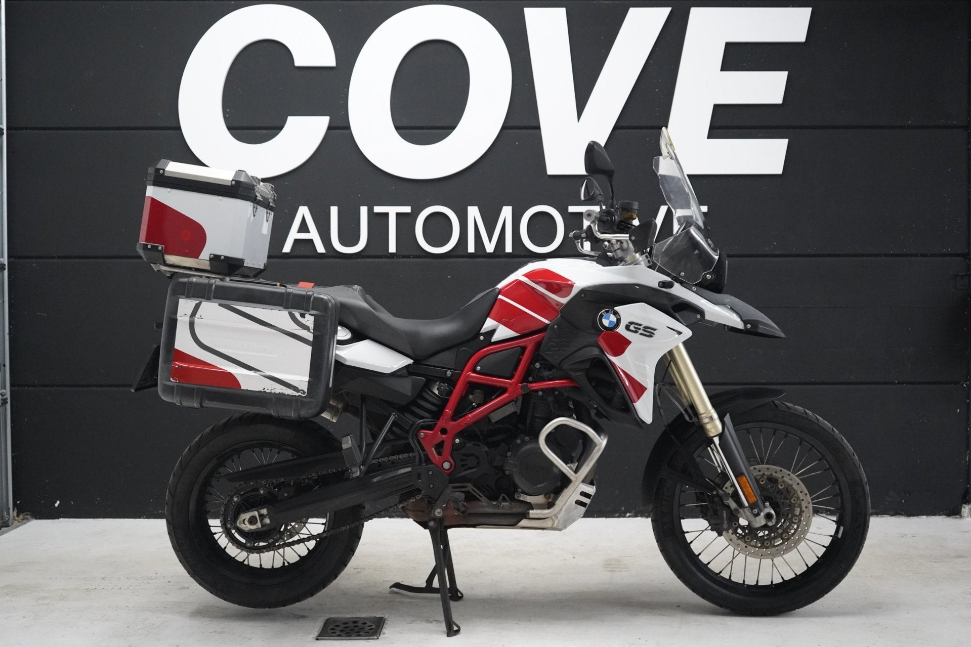 BMW All-Road F 800 GS | KOFFERS | NAVIGATIE | HANDVATVERWARM, Motoren, Motoren | BMW, Cove Automotive, Bedrijf, Anthonetta Kuijlstraat 83
3066 GS  Rotterdam, NL