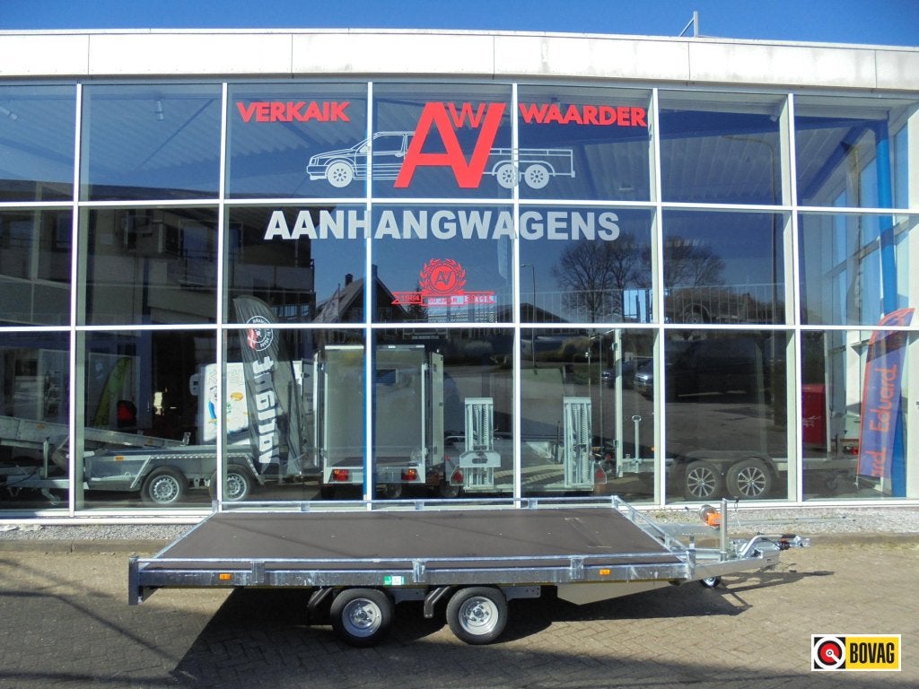 Eduard P4 400x200cm 3000kg auto/multi transporter, Nieuw