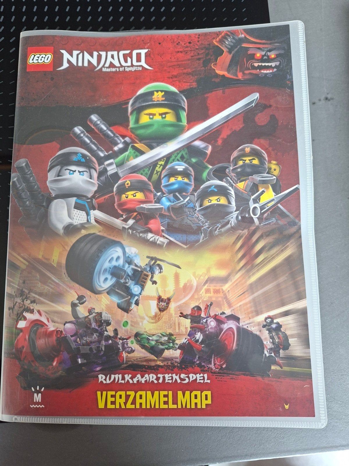 Lego Ninjago Verzamelmap met 45 Kaarten, Ophalen of Verzenden, Zo goed als nieuw