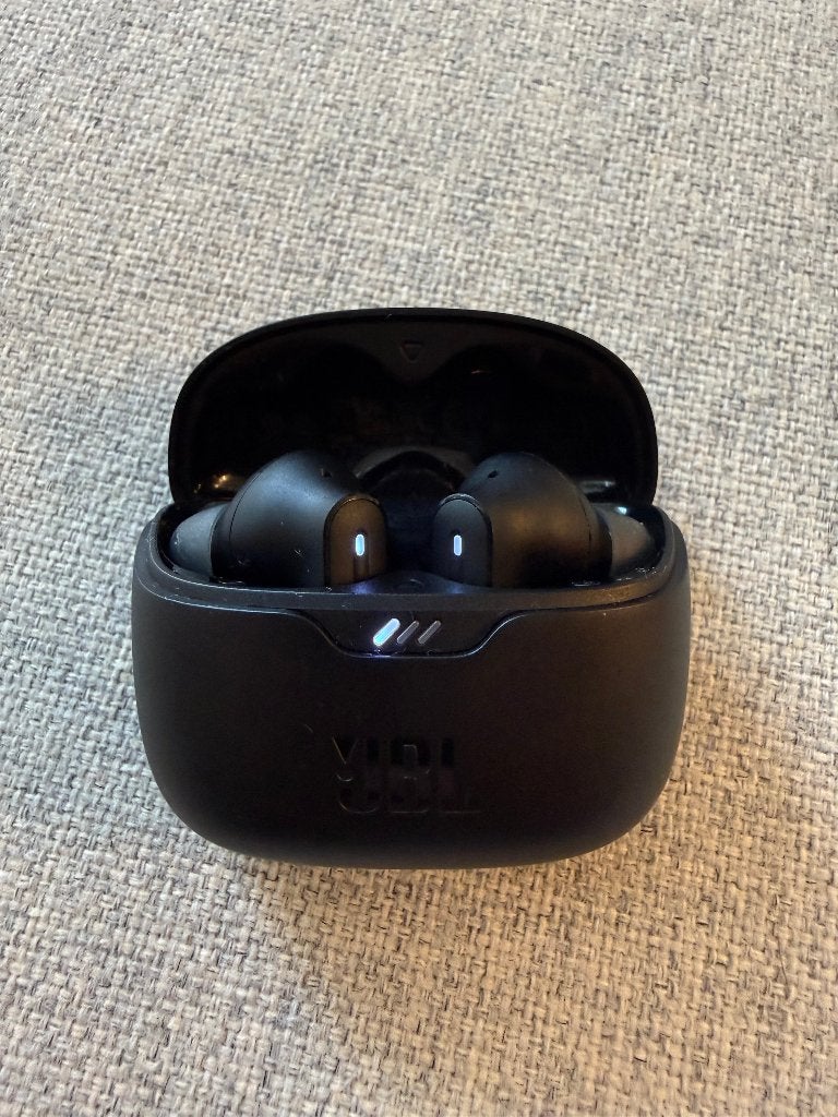 JBL Tune Beam Black Earbuds(3), Gebruikt, Zwart, Ophalen of Verzenden, JBL