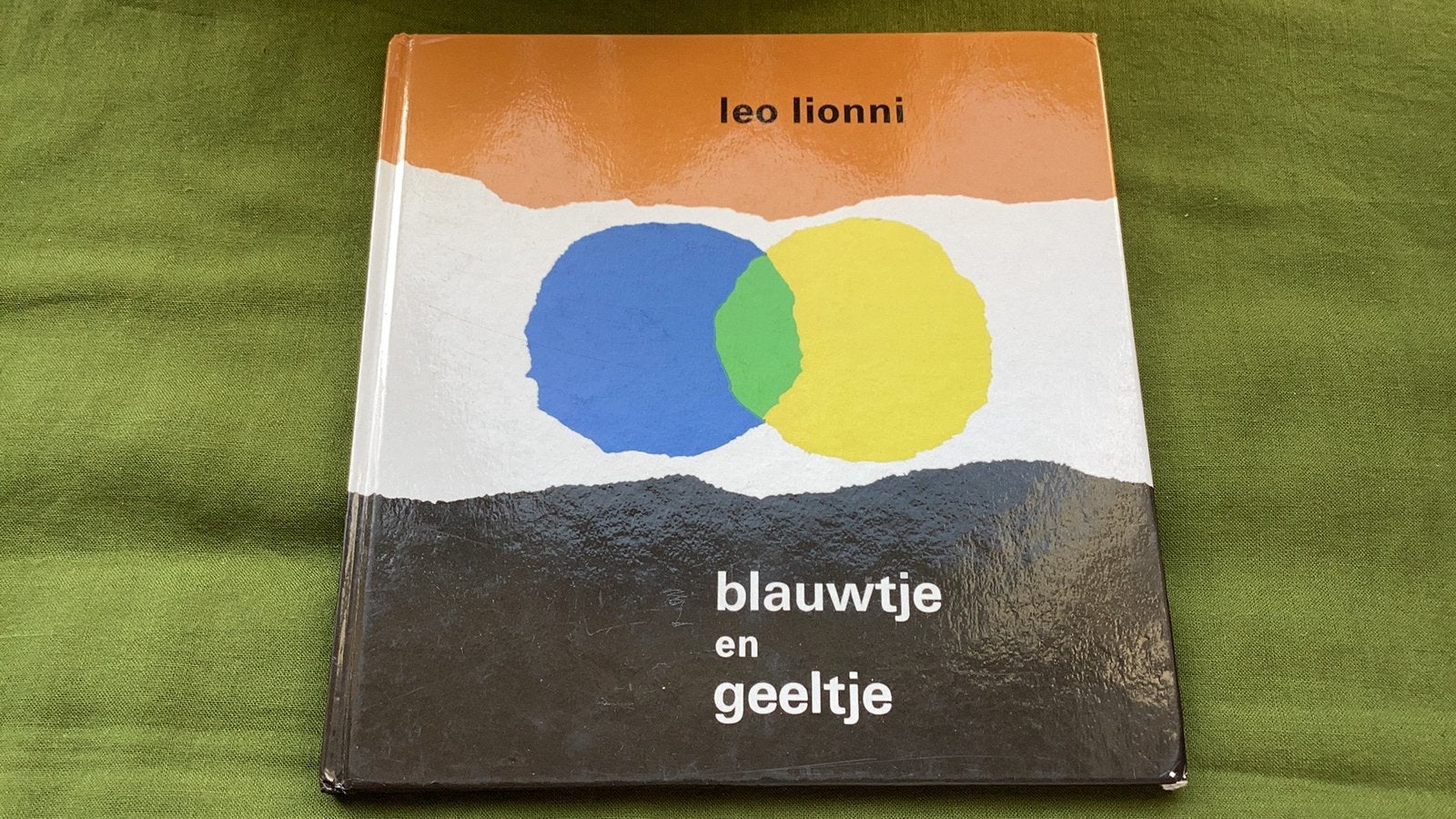 Leo Lionni - Blauwtje en geeltje. Hardcover. 3+, Gelezen, Fictie algemeen, Leo Lionni, Ophalen of Verzenden