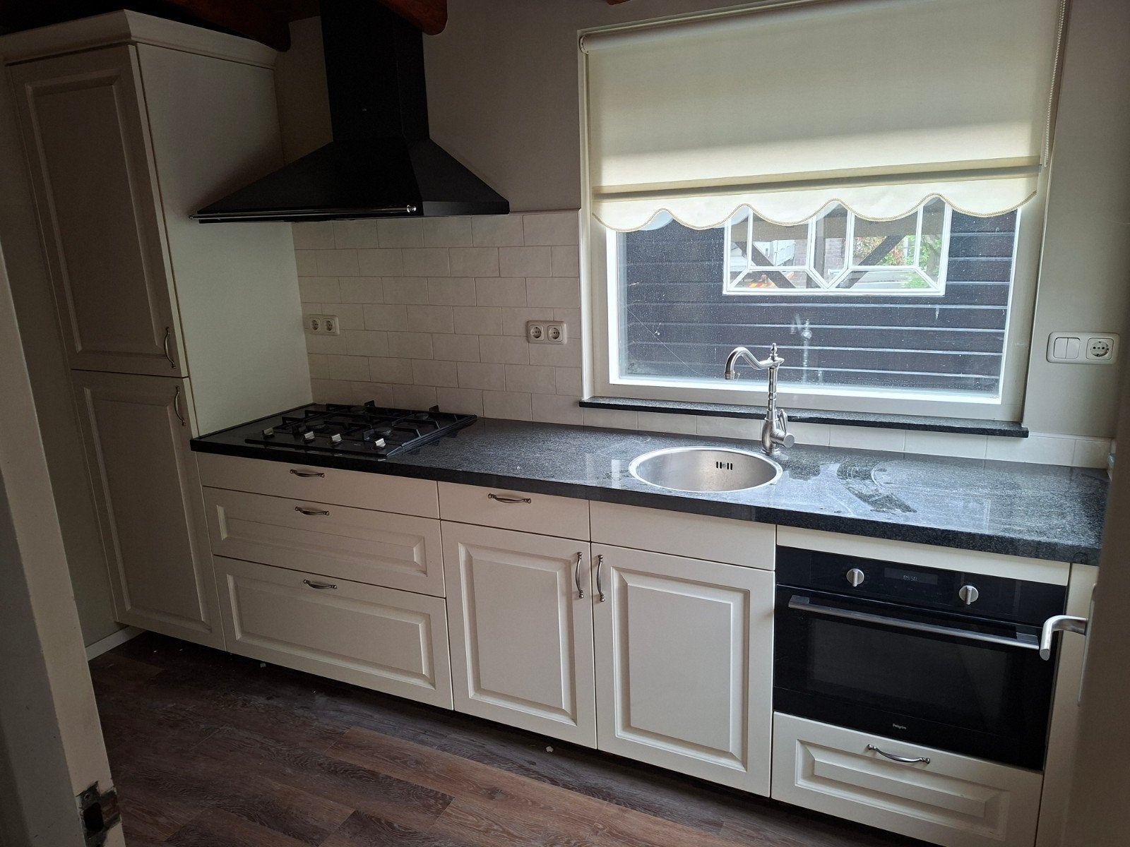 Complete keuken met Pelgrim apparatuur en granieten blad, Ophalen, Gebruikt, Graniet of Steen, Enkelwandige keuken