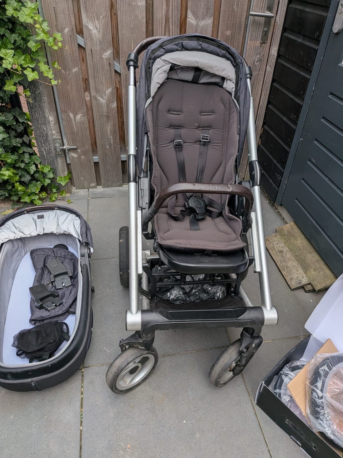 Mutsy Igo Combiwagen met reiswieg en accessoires, Ophalen, Gebruikt, Combiwagen, Met reiswieg