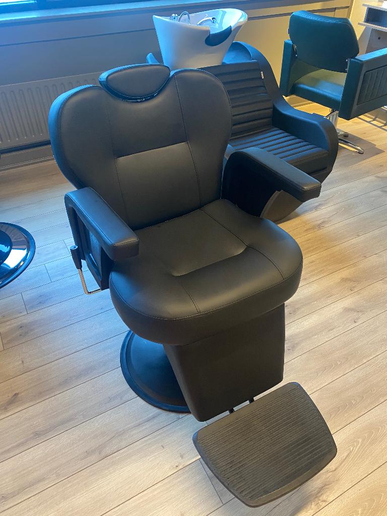 Barbierstoel Cakmo voor maar €449 kapsalongroothandel stoel, Huis en Inrichting, Stoelen, Overige materialen, Zwart, Nieuw, Vijf, Zes of meer stoelen