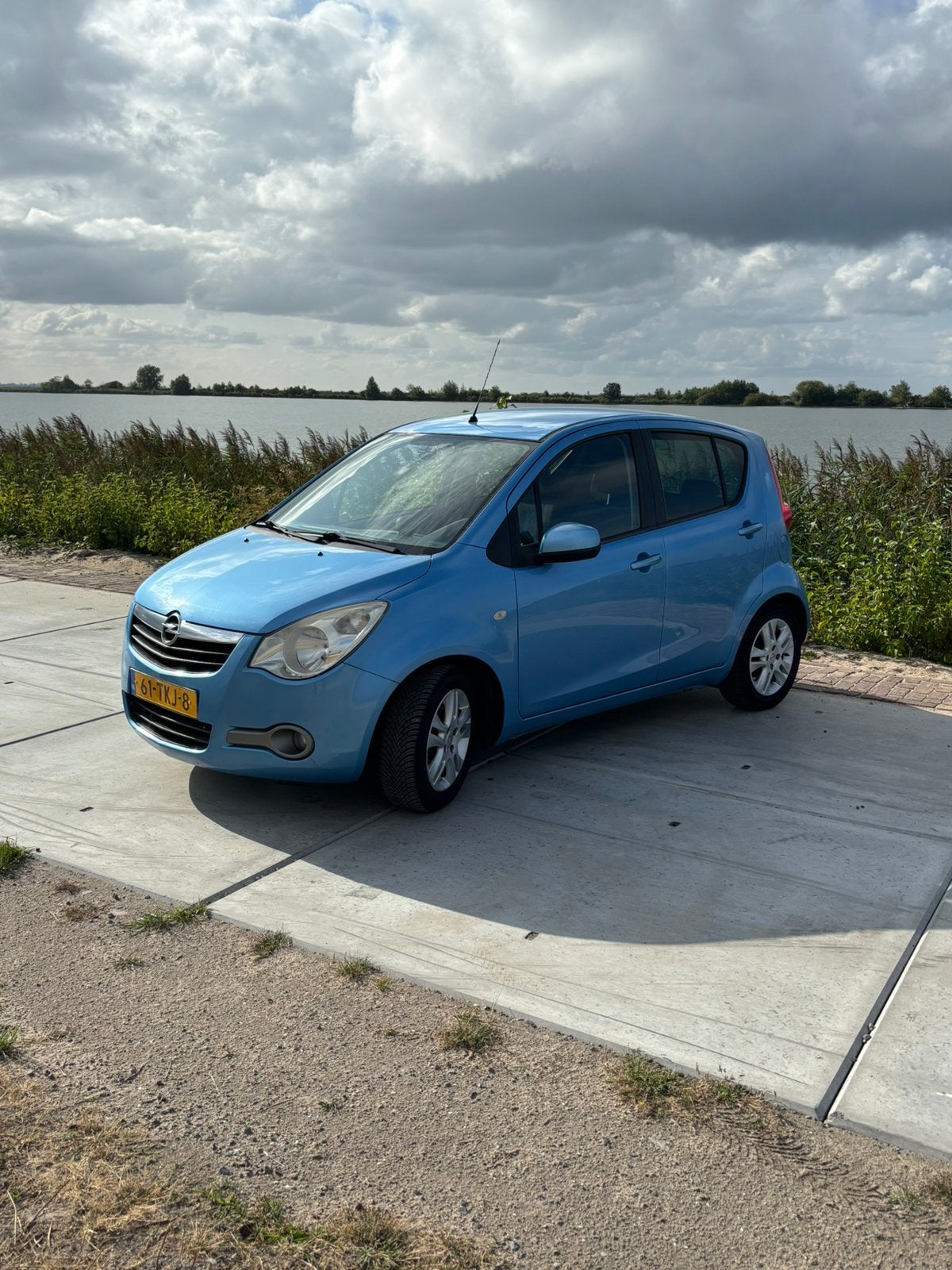 Opel Agila 1.0 12V 2012 Blauw, Auto's, Opel, 31 €/maand, Blauw, Origineel Nederlands, Handgeschakeld