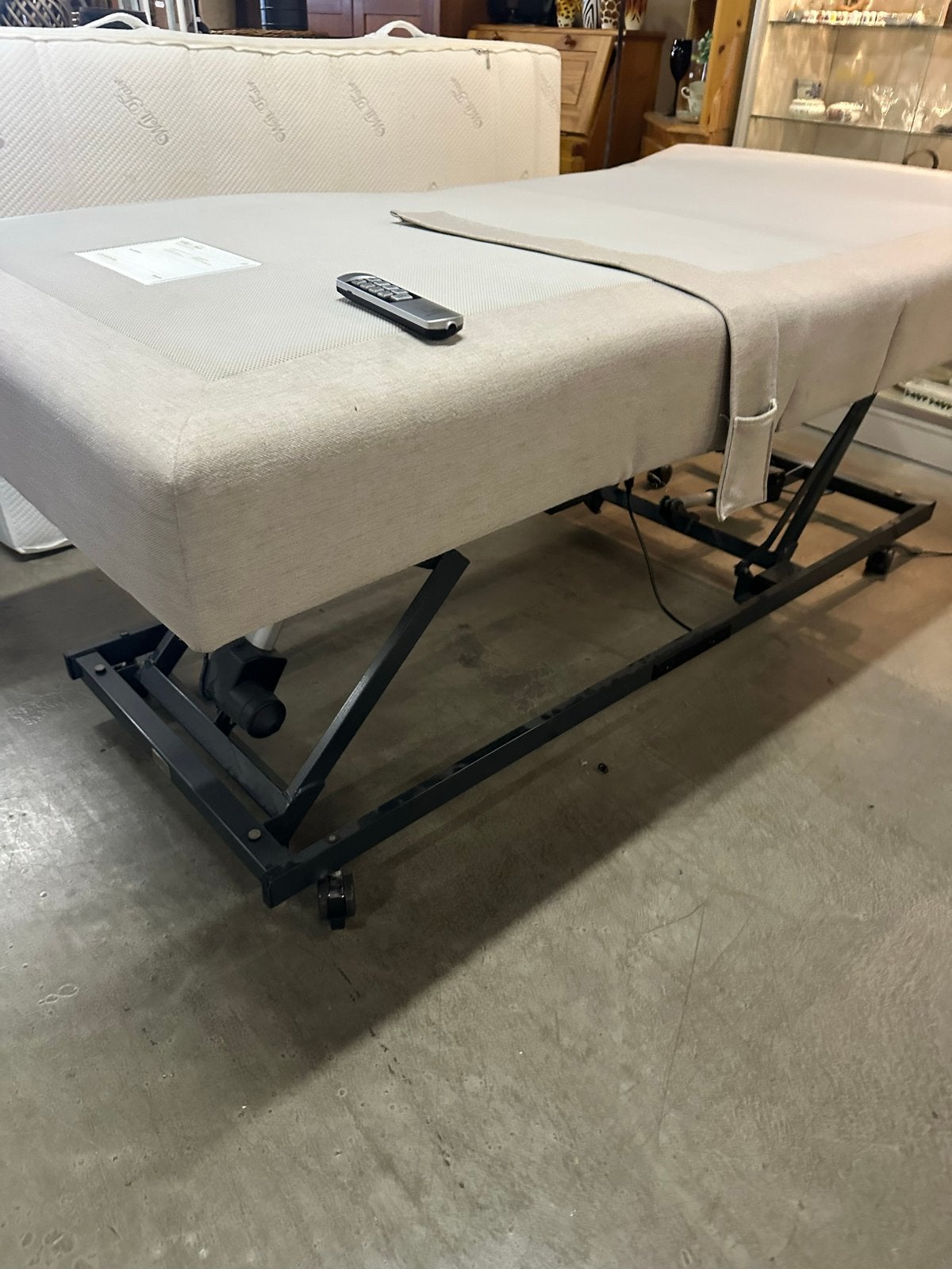 Verstelbaar eenpersoonsbed met matras - Well-Fair, Ophalen, 90 cm, Eenpersoons, C