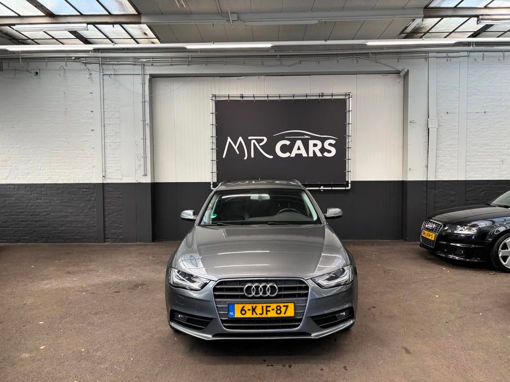 Audi A4 Avant 1.8 TFSI Business Edition Leder/Navi/Cruise Co, Auto's, Audi, Euro 5, Gebruikt, Zwart, 4 cilinders