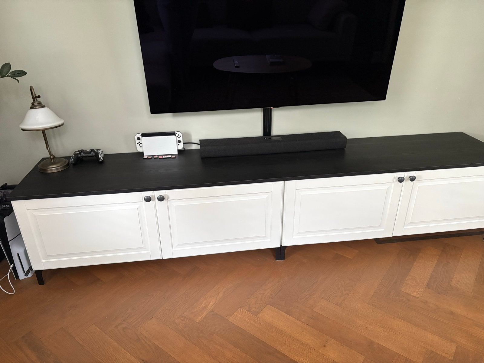 IKEA Besta TV meubel met deuren, Huis en Inrichting, Kasten | Televisiemeubels, Ophalen, Overige materialen, Zo goed als nieuw