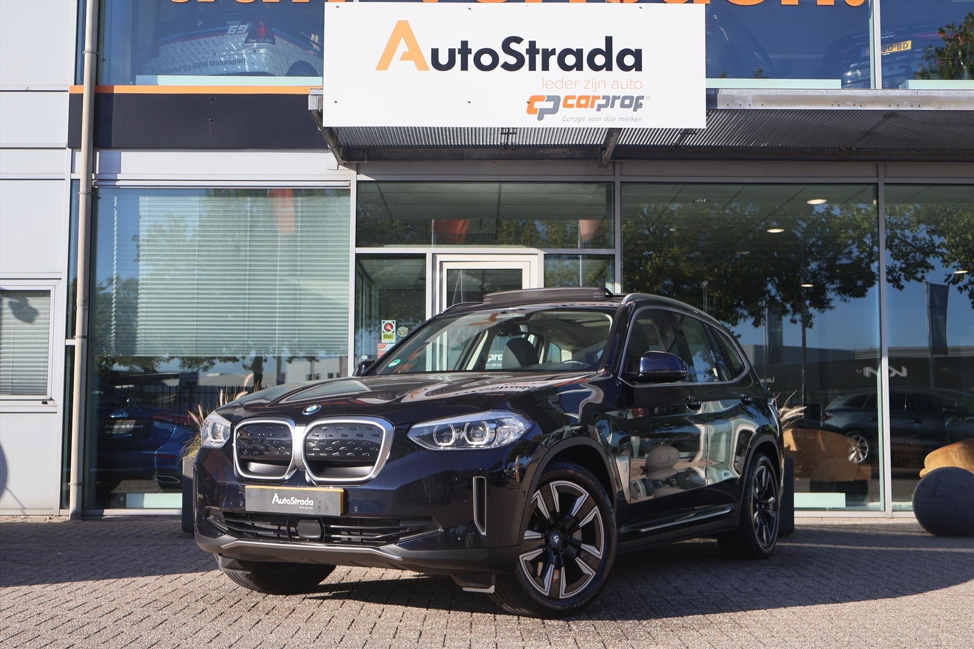 BMW Ix3 (g08) iX3 Executive 286pk SoH 100% | Pano | ACC | Sf, Auto's, Dealer onderhouden, Gebruikt, Zwart, IX3