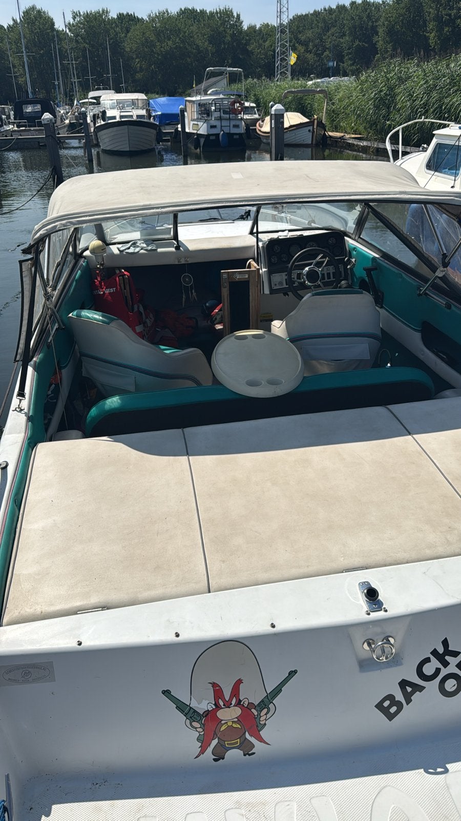 Invader Speedboot trailer  met kapotte motor mercruiser V6, Watersport en Boten, Ophalen, Overige merken, Gebruikt, Binnenboordmotor
