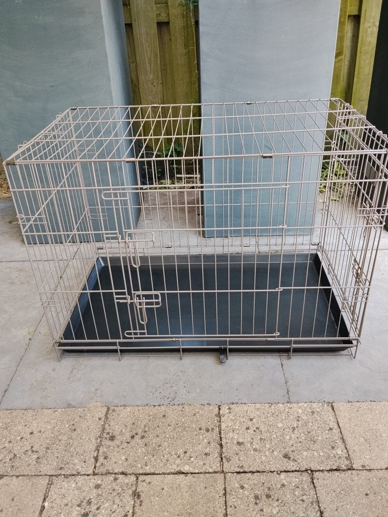 Honden Bench Flamingo inklapbaar. Taupe +Hondenmand enz, Dieren en Toebehoren, Ophalen, Zo goed als nieuw