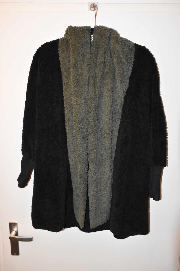 mooi nieuw zwart/groen fluffy vest maat XXLmet capuchon, Zwart, Maat 46/48 (XL) of groter, Nieuw, Ophalen of Verzenden