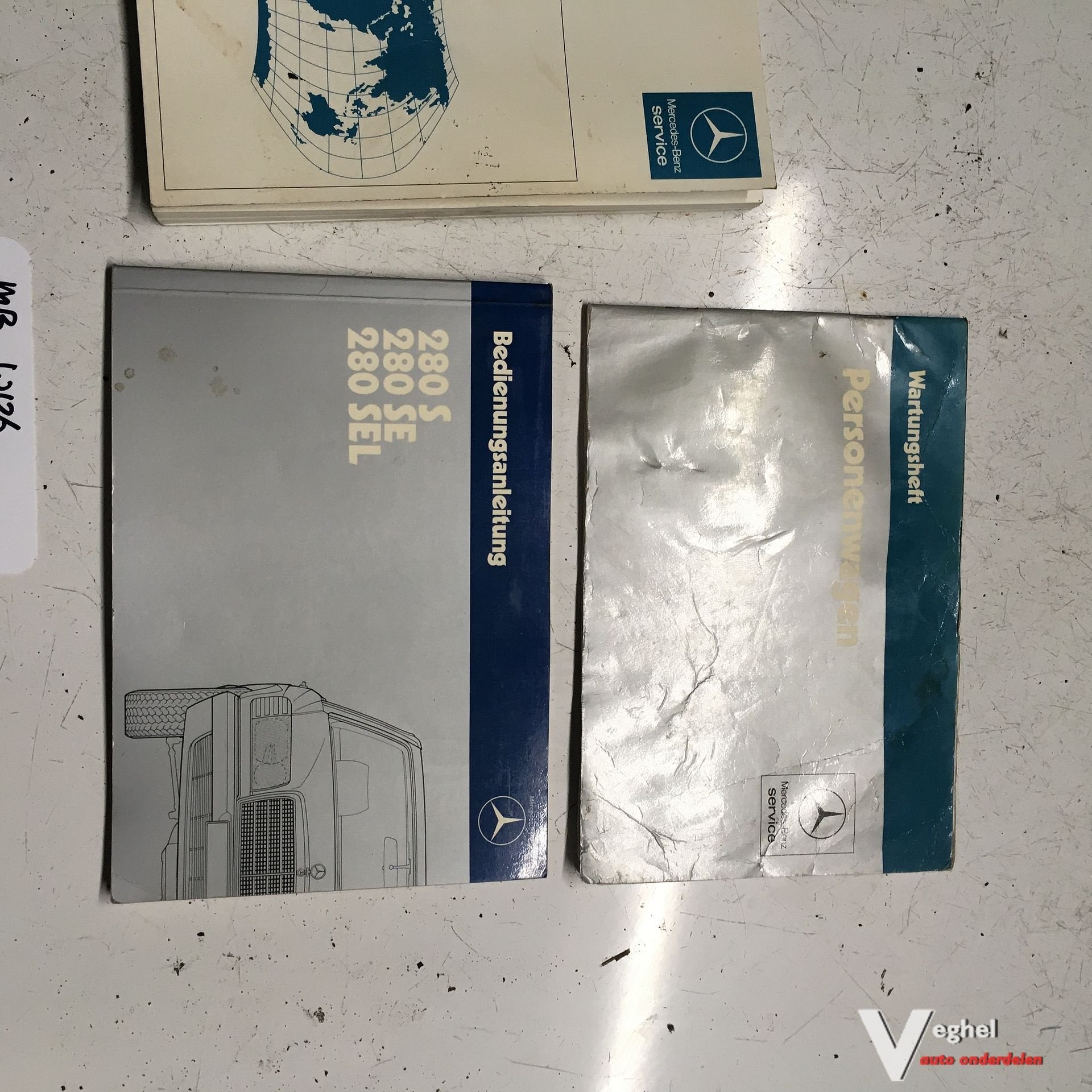 Mercedes W126   1982  Instructieboekjes Duits, Auto diversen, Ophalen of Verzenden