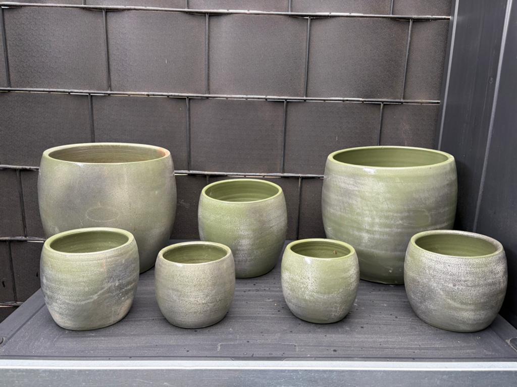 Mica Decorations Lester groen glanzend bloempotten, Ophalen, Rond, Aardewerk, Minder dan 40 cm