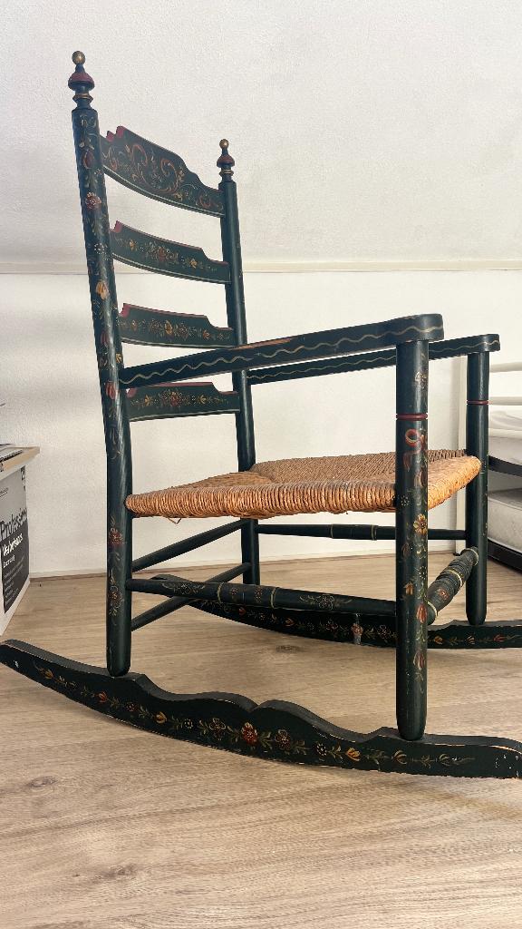 Hindeloopen schommelstoel, Overige kleuren, Zo goed als nieuw, Eén, Hout