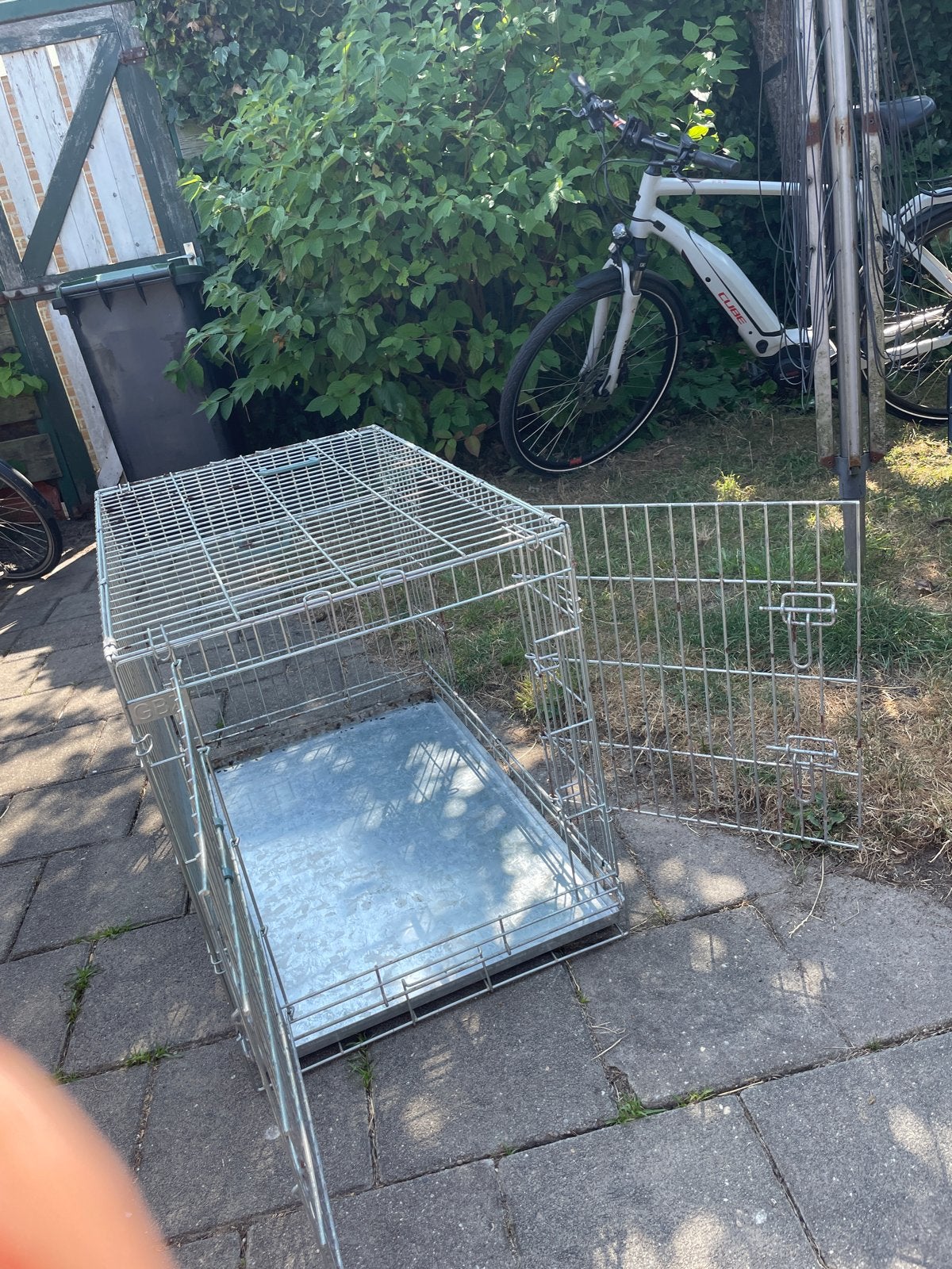 Bench met scheidingswand en 2 ingangen 90x56x66 cm, Ophalen, Gebruikt