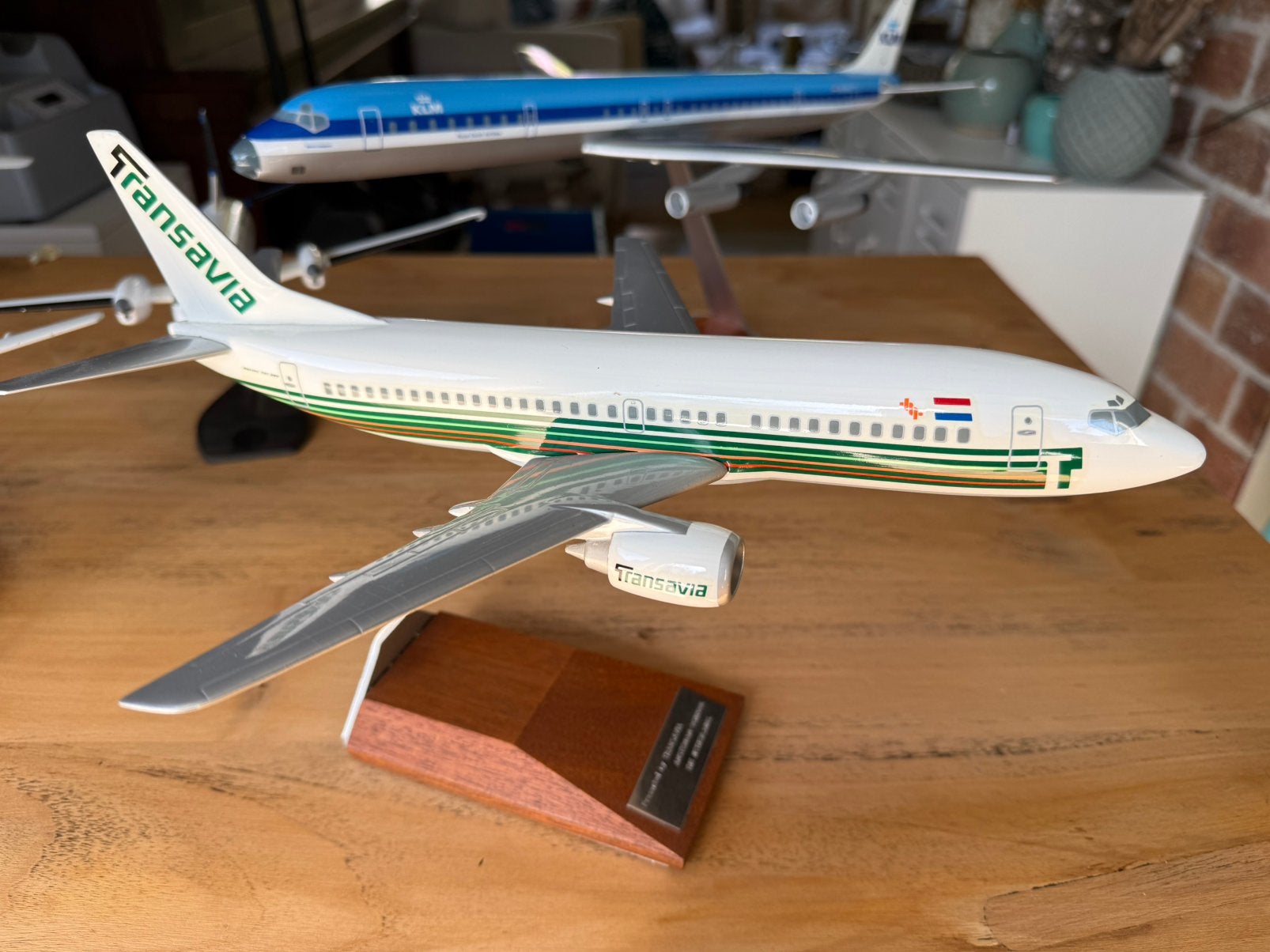 TRANSAVIA B737-300 Space Models schaal 1/100, Verzamelen, Ophalen, Gebruikt, Schaalmodel