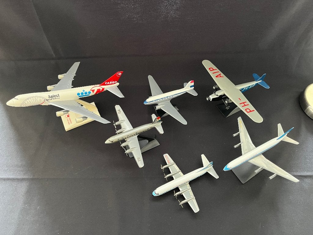 Opruiming te koop diverse KLM vliegtuig modellen., Ophalen of Verzenden, Gebruikt, Schaalmodel