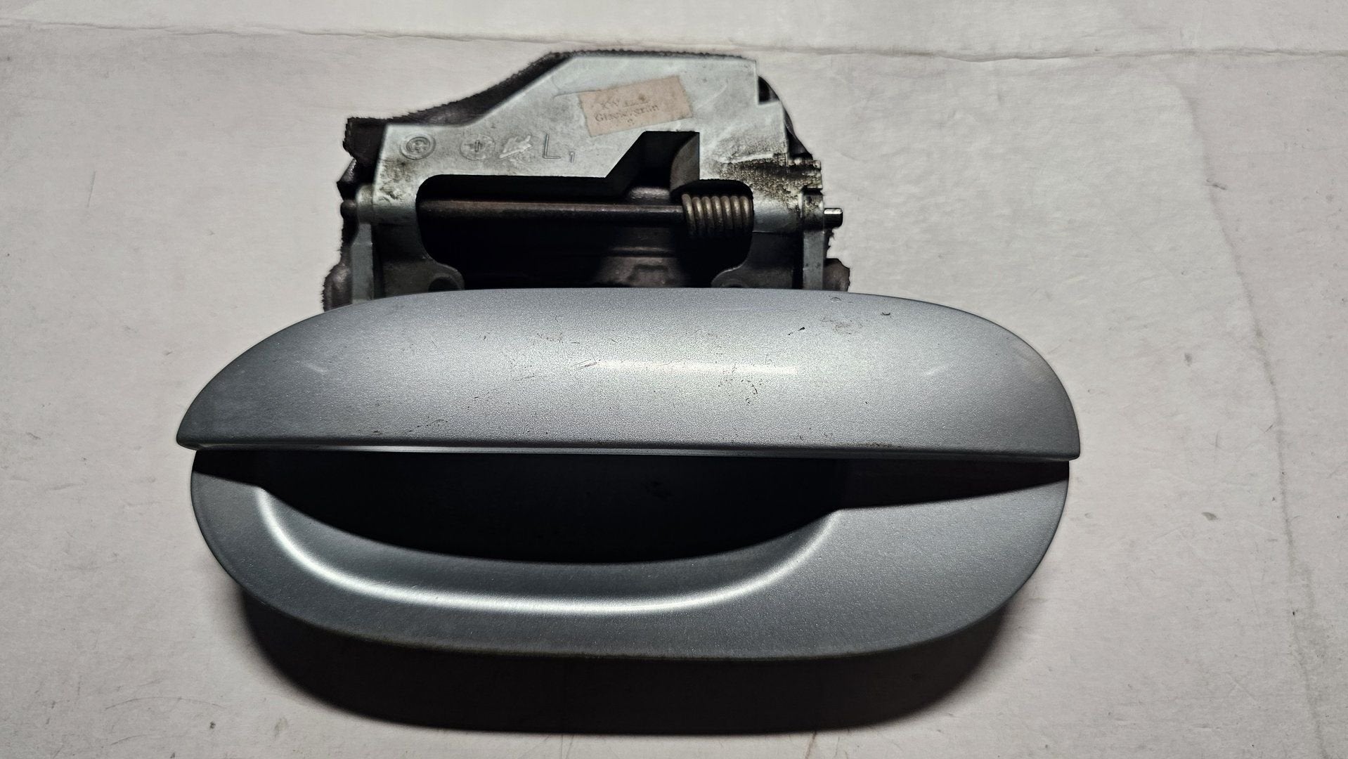 Deurgreep buitenzijde links achterzijde  BMW 5 serie E39 Gla, Gebruikt, -, Deur, Ophalen of Verzenden