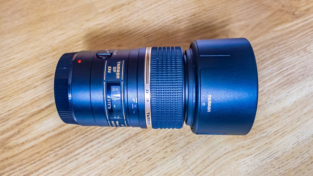 Tamron SP Di AF 90mm en Canon 60mm 1:2,8 macro lenzen, Zo goed als nieuw, Tamron, Macrolens, Canon EF