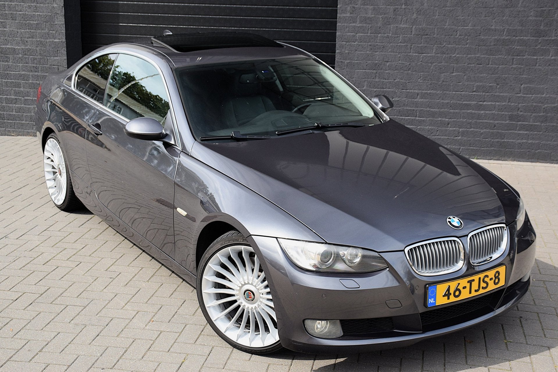 BMW 3-serie Coupé 325i High Executive*Leder*AUT*Carplay*19I, Auto's, Automaat, Achterwielaandrijving, Gebruikt, Zwart
