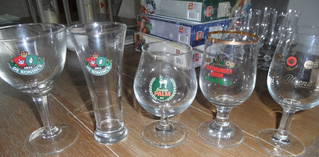 5 verschillende merk-bierglazen, in goede staat (buitenland), Verzamelen, Biermerken, Ophalen of Verzenden, Zo goed als nieuw