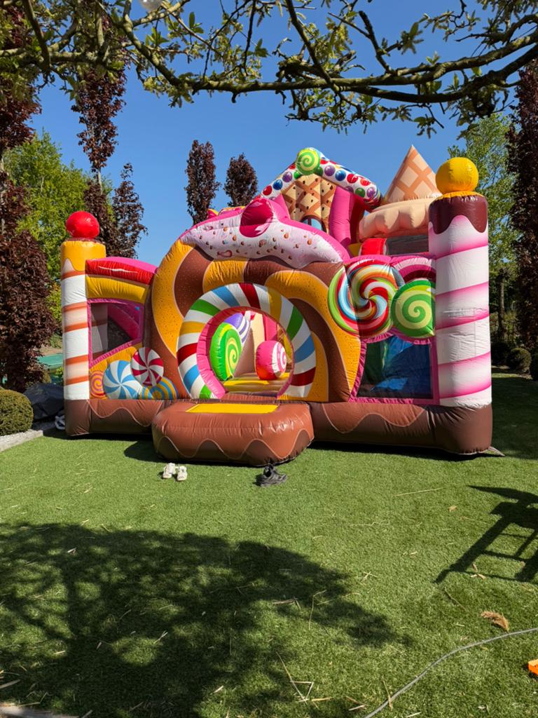 Springkussen “Candy” te huur, Ophalen of Verzenden