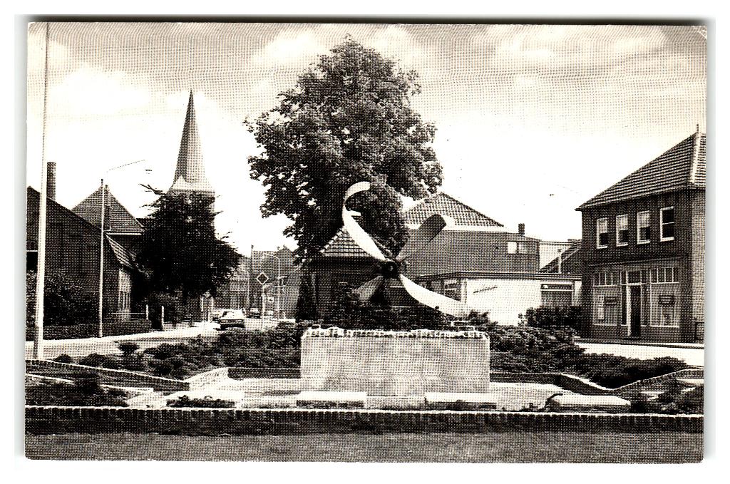 Sevenum, Oorlogsmonument, Verzamelen, Ansichtkaarten | Nederland, Ongelopen, Limburg, 1960 tot 1980, Verzenden