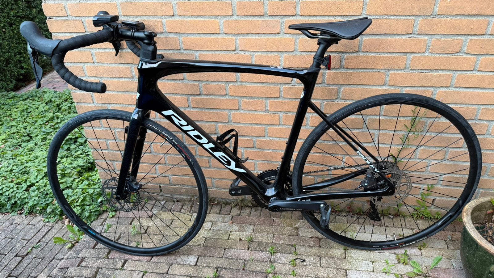 Ridley racefiets zwart, Fietsen en Brommers, Fietsen | Racefietsen, Overige merken, Carbon, Ophalen of Verzenden, Zo goed als nieuw