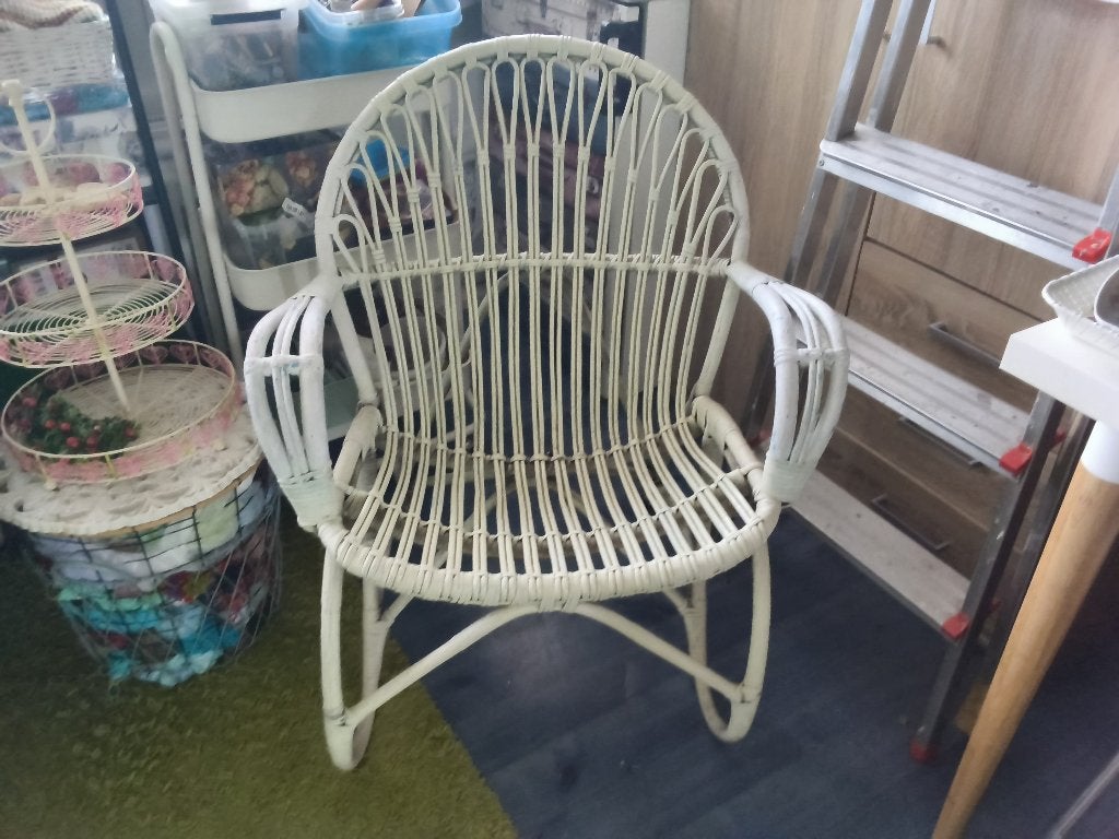 Rotan stoel, Ophalen, Gebruikt, Wit, Eén