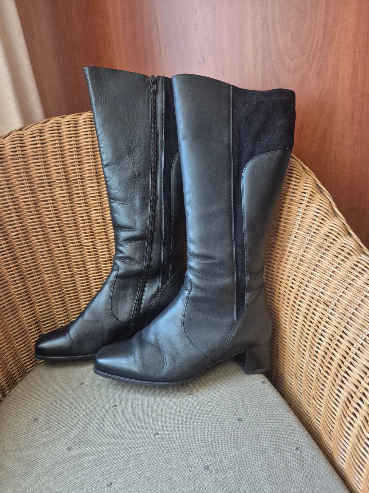 Zwarte Durea laarzen 6 1/2 K, Kleding | Dames, Hoge laarzen, Durea, Zwart, Ophalen of Verzenden