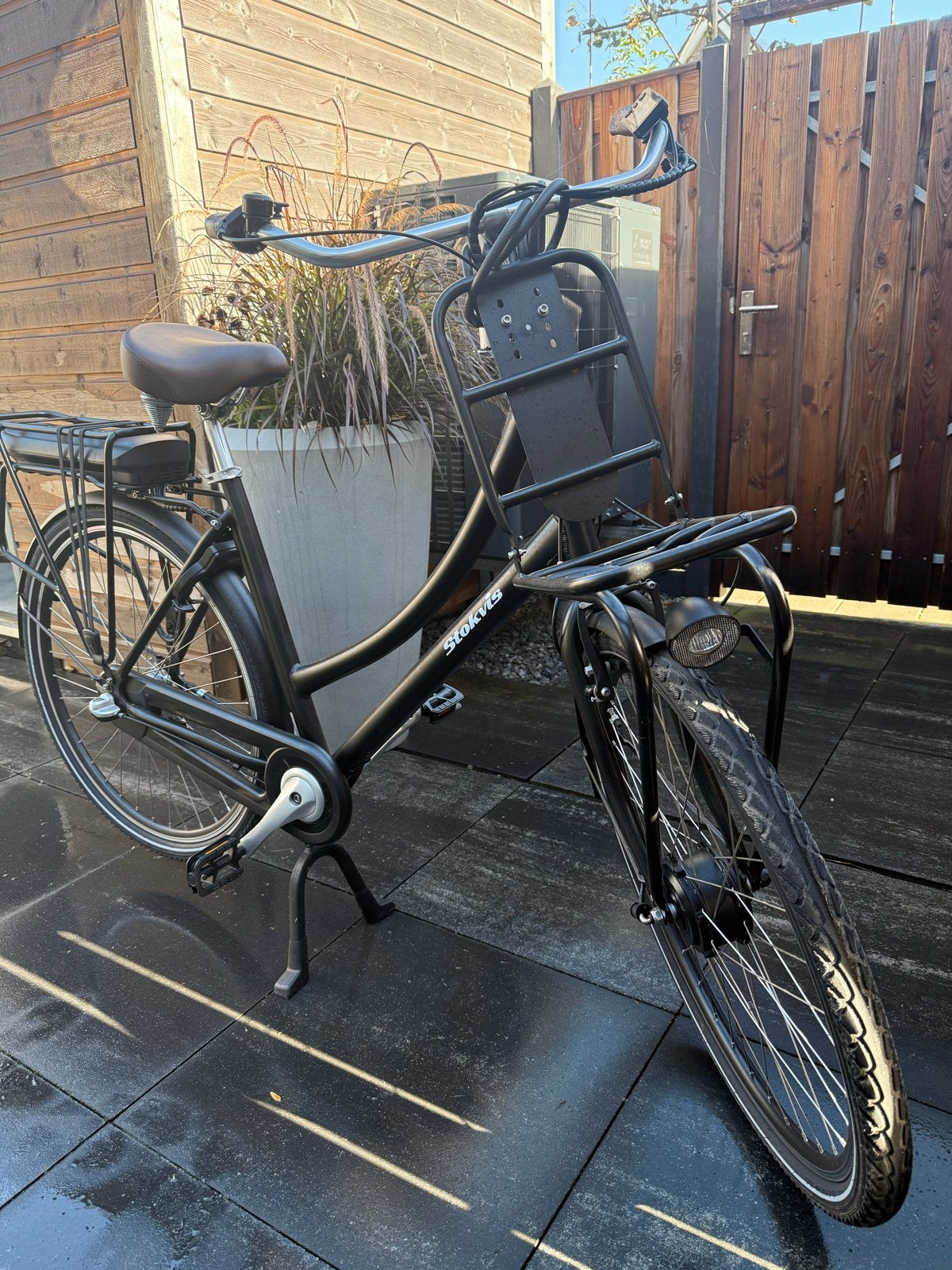 Stokvis elektrische transportfiets met voordrager, Zo goed als nieuw, 51 tot 55 cm, 50 km per accu of meer, Ophalen