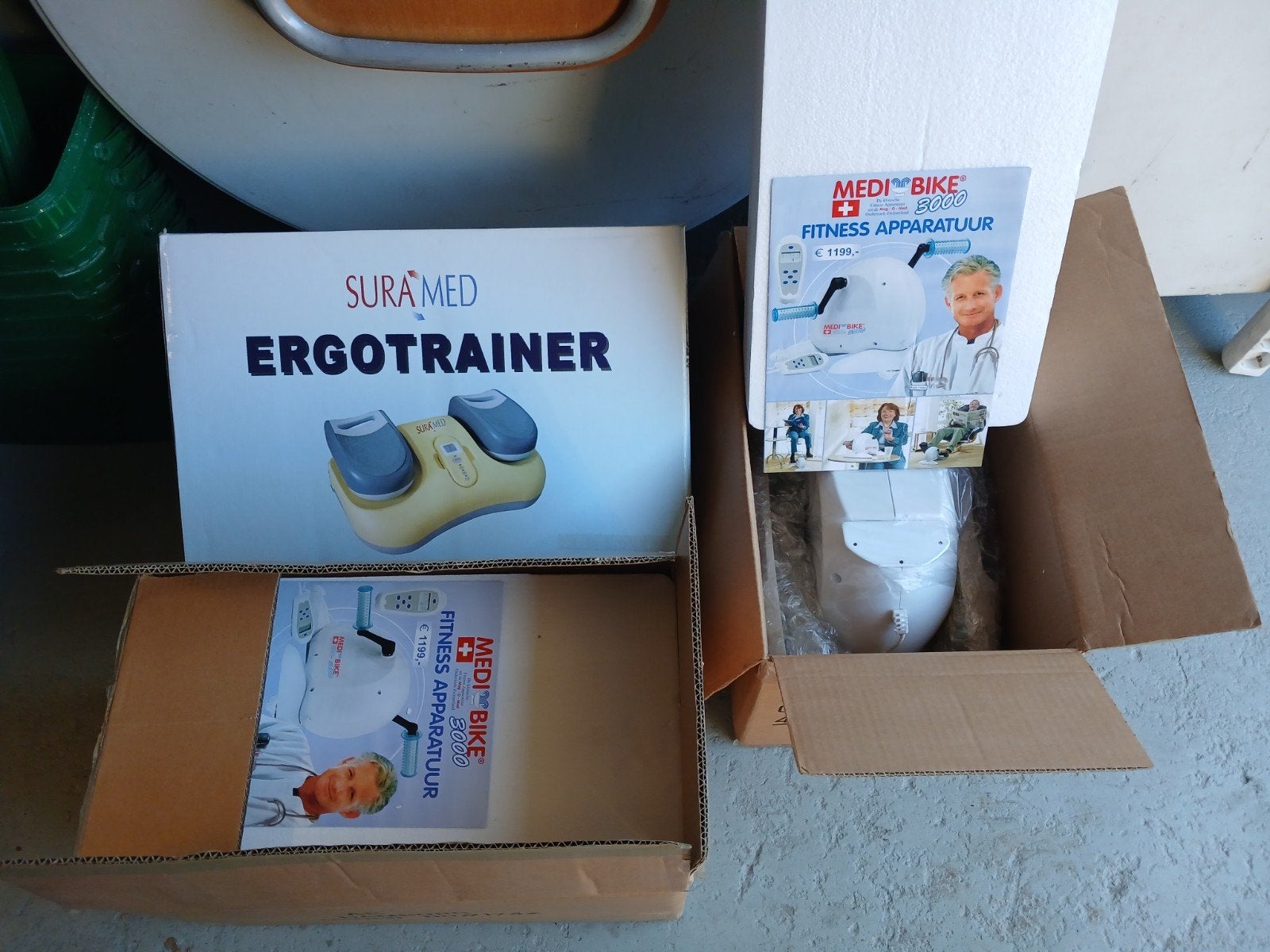Suramed Ergotrainer en 2x MediBike 3000 nieuw in doos, Ophalen of Verzenden, Nieuw, Overige typen